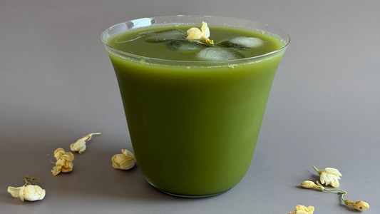 Jasmine Green Tea Meets Coconut Water: A 2-Minute Summer Drink